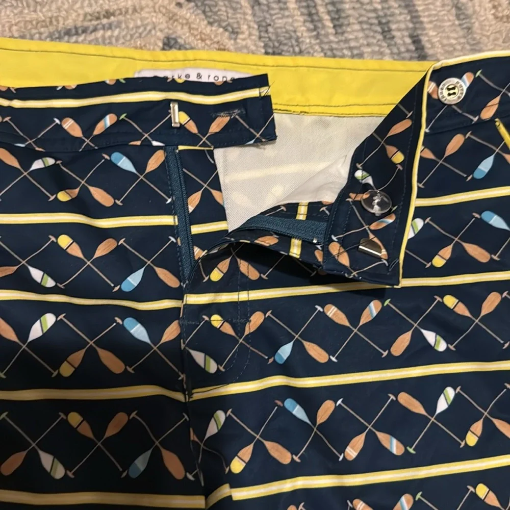 Parke & Ronen Men’s Swimming Trunks Mesh Liner Paddle Oar Pattern Size 32